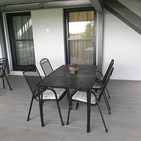 Apartment Miska Mírkovice