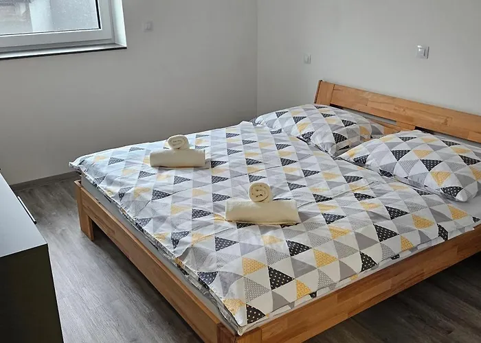 Miska Apartment