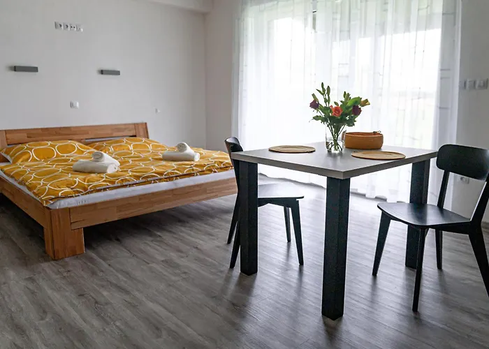 Apartment Miska Mírkovice